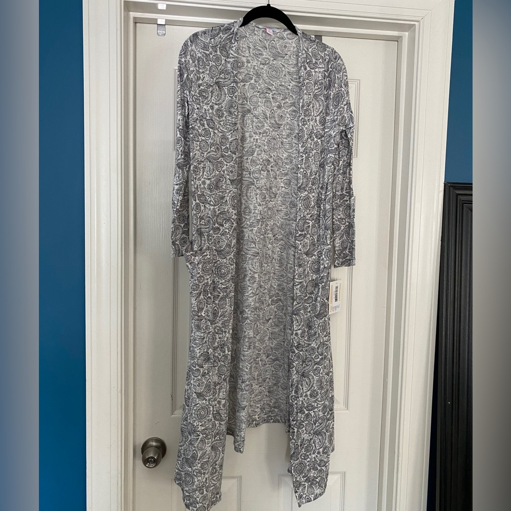 Lularoe Gray & White Paisley Print Sarah Duster Cardigan Sweater Size small